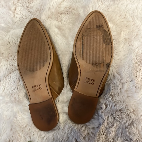 Frye and Co Tan Fenn Almond Toe Mule Leather Slip On Flat Shoes Sz 6.5 - Picture 5 of 15